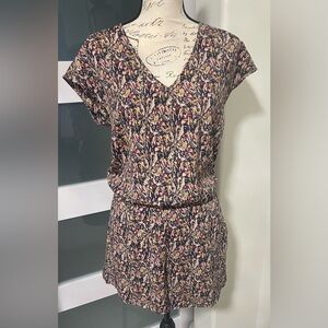 💎 Pure sugar romper SZ medium EUC